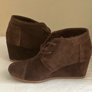 Tom’s Brown Suede Wedge Ankle Boots